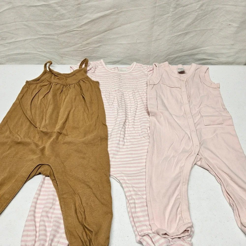 Baby Girl Clothing Bundle 12M - Nordstrom & Old Navy Rompers - 3 Piece Lot